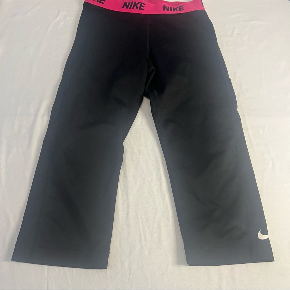 Nike Black Cropped Leggings with Pink Waistband